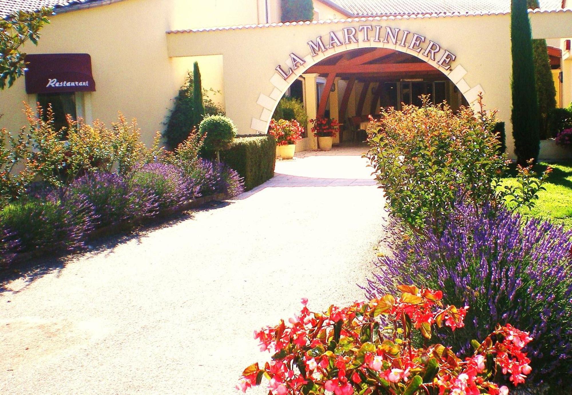 Hotel Restaurant La Martiniere Montélier Exterior foto